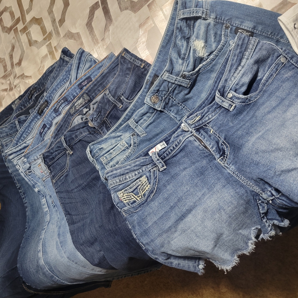Silver Jeans Women's Blue Denim Shorts